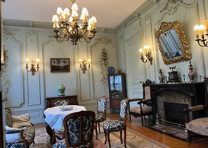 Demeure Des Payratons Bed & Breakfast 3*